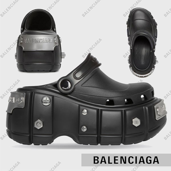 バレンシアガ HARDCROCS サンダル ラバー ブラック 偽物 687398W1S8N1081